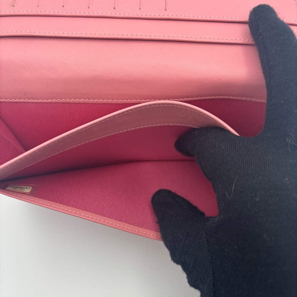 Chanel‎ Pink Floral Camellia Wallet - Picture 8 of 12